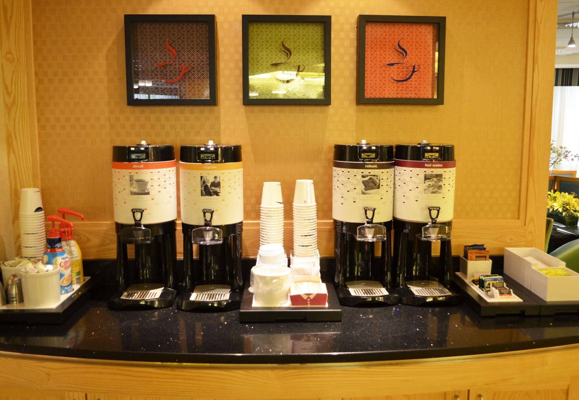 Hampton By Hilton Harrisburg West 3* Mechanicsburg
