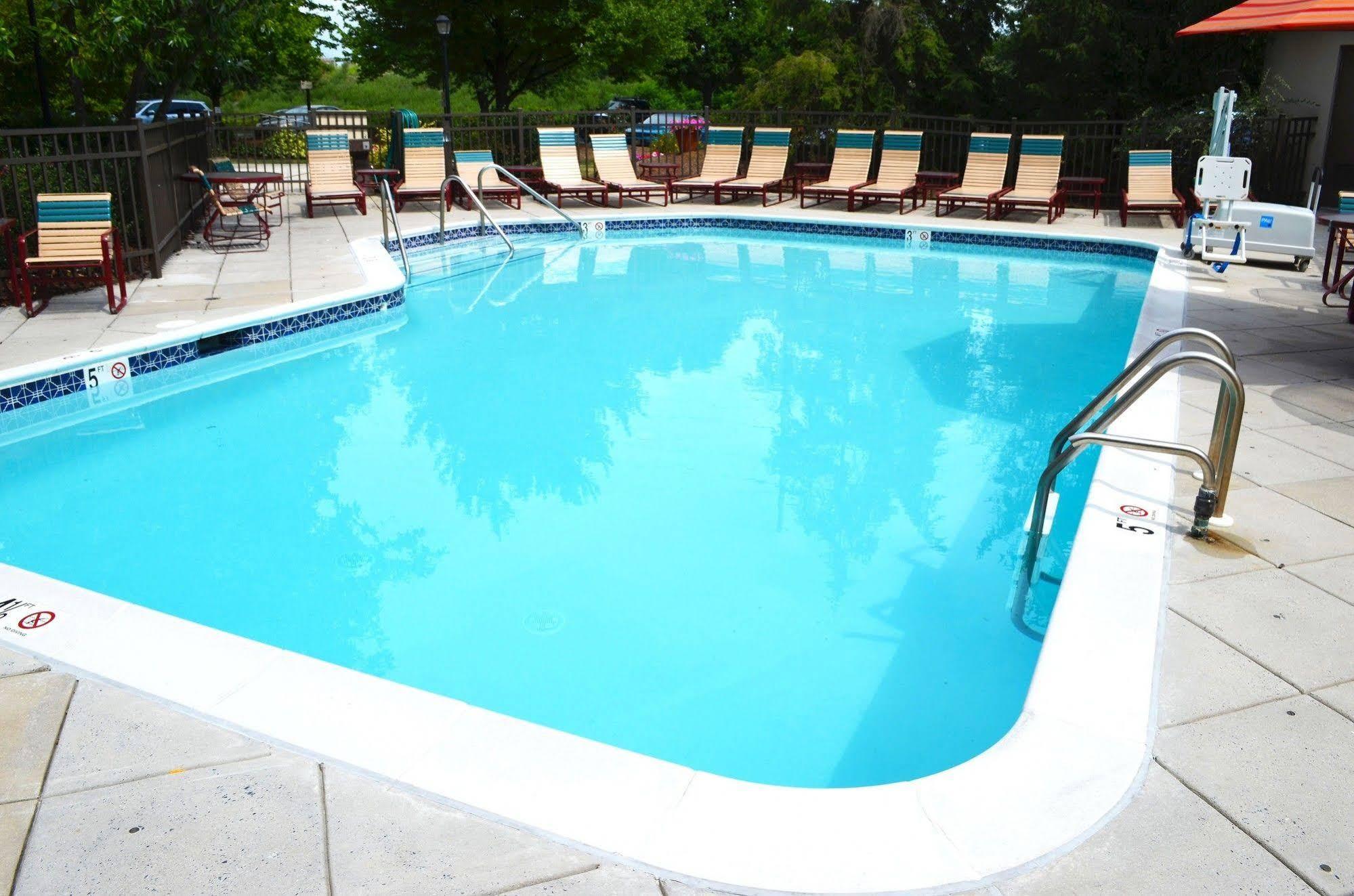 Hotel Hampton By Hilton Harrisburg West Mechanicsburg