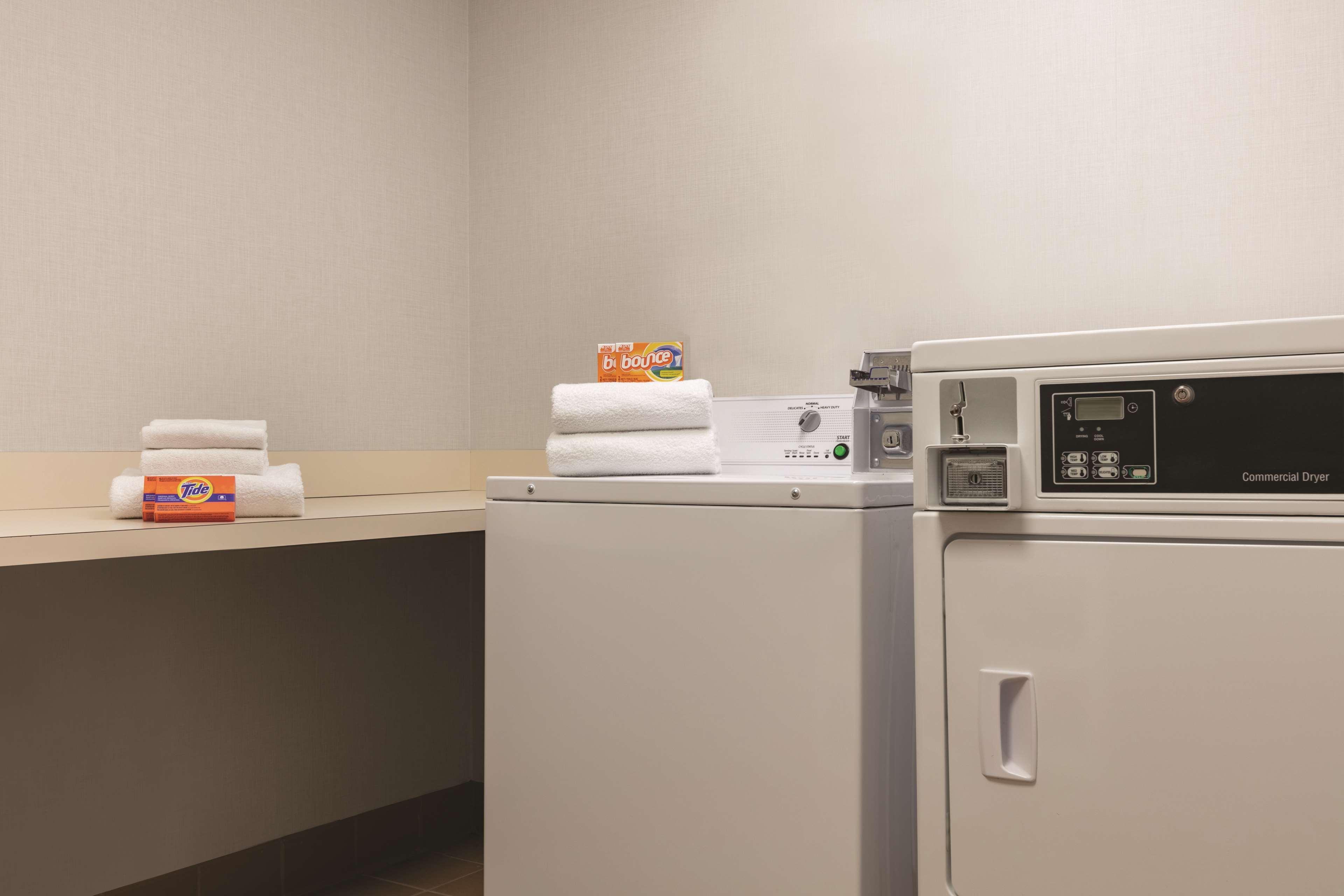 Hampton By Hilton Harrisburg West 3*