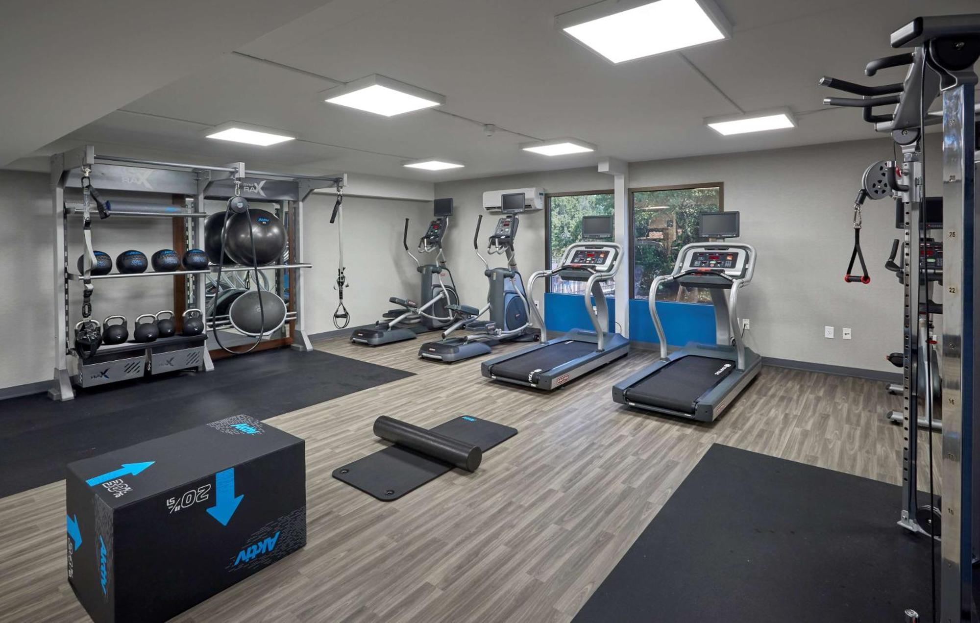 Hampton By Hilton Harrisburg West Hotel 3*
